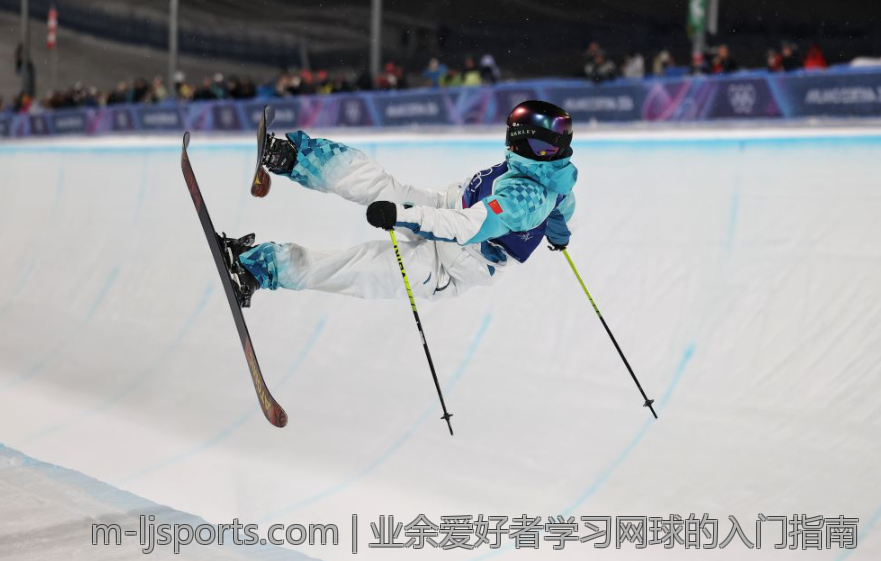 业余爱好者学习网球的入门指南